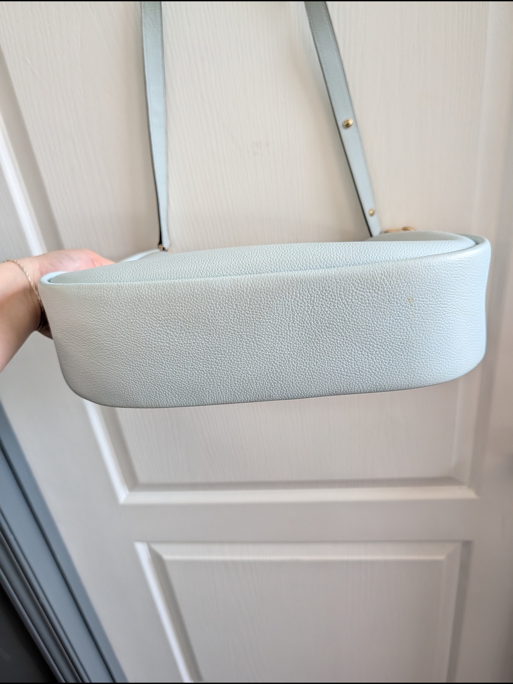 kate spade light blue pebble leather shoulder bag with gold hardware - Picture 5 of 9